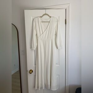 Chic Ivory Long Sleeve Dress